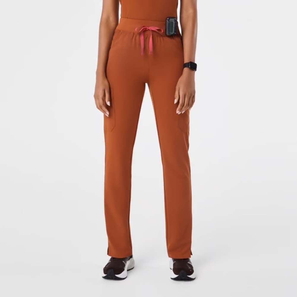 FIGS High Waisted Yola PETITE - Dirty Chai